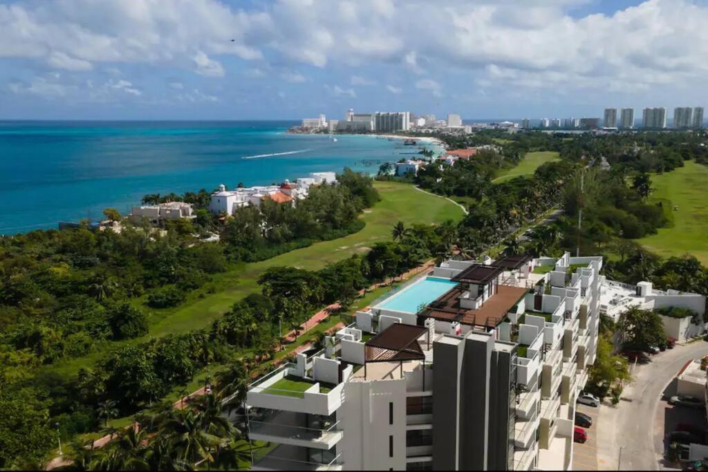 Beautiful Room Well Located In The Hotel Zone Of Cancún Esterno foto